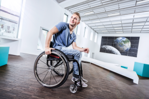 Rollstuhlfahrer kennenlernen